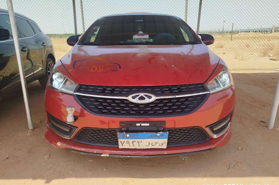 Arrizo 5 Chery احمر غامق