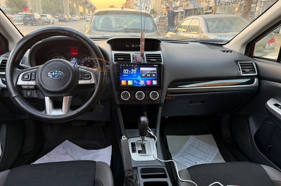 XV Subaru احمر