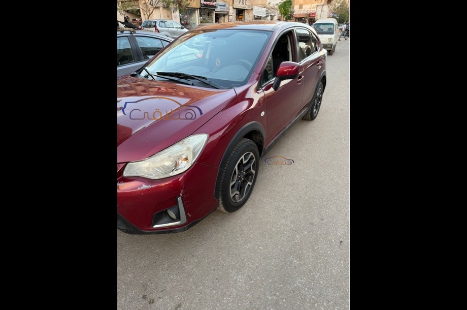 XV Subaru احمر