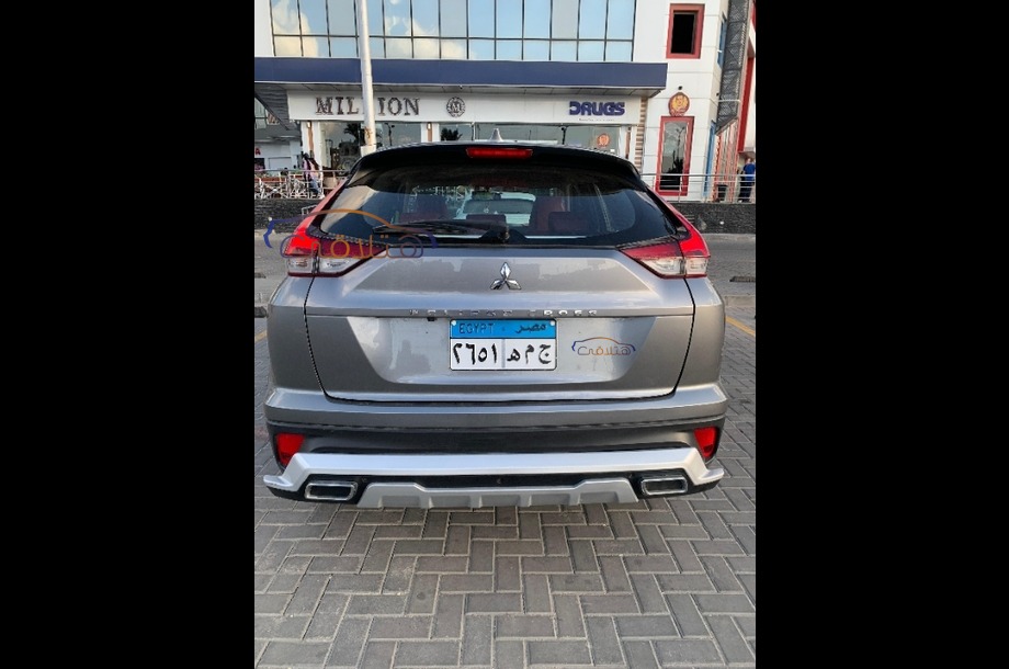 Eclipse Cross Mitsubishi Gray