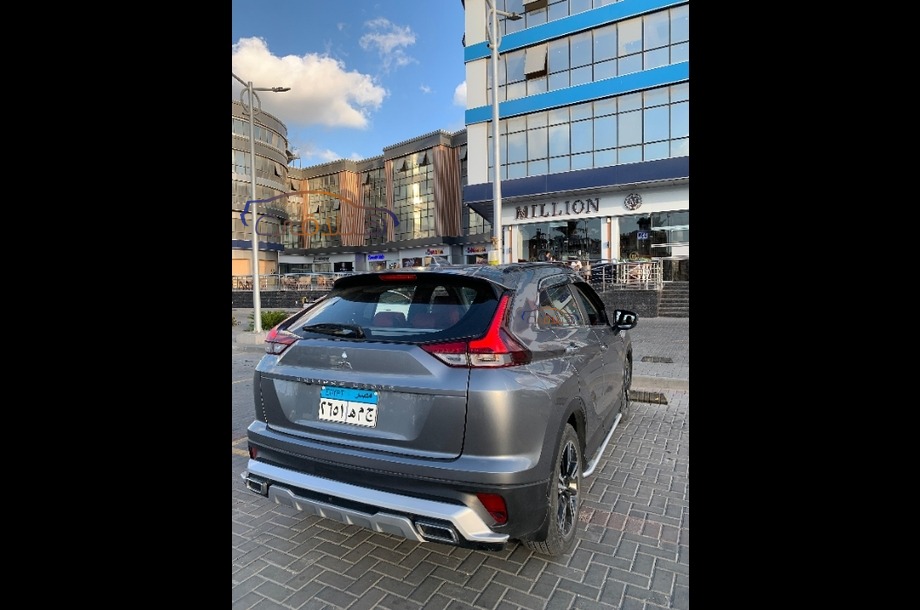 Eclipse Cross Mitsubishi Gray