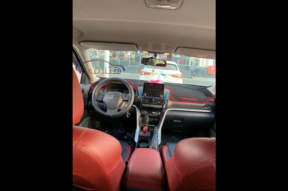 Eclipse Cross Mitsubishi Gray