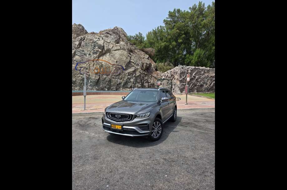 Azkarra Geely فضي