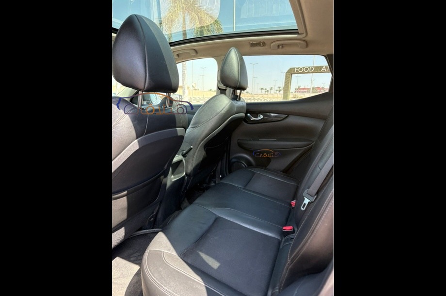 Qashqai Nissan برونزي