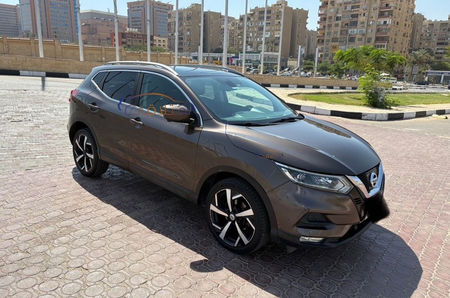 Qashqai Nissan برونزي