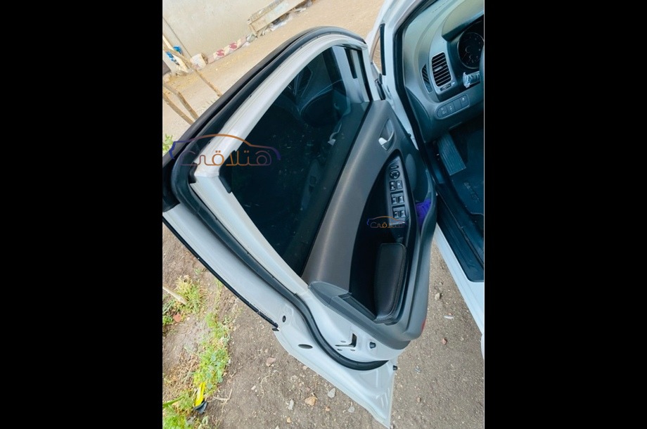 Cerato Kia أبيض