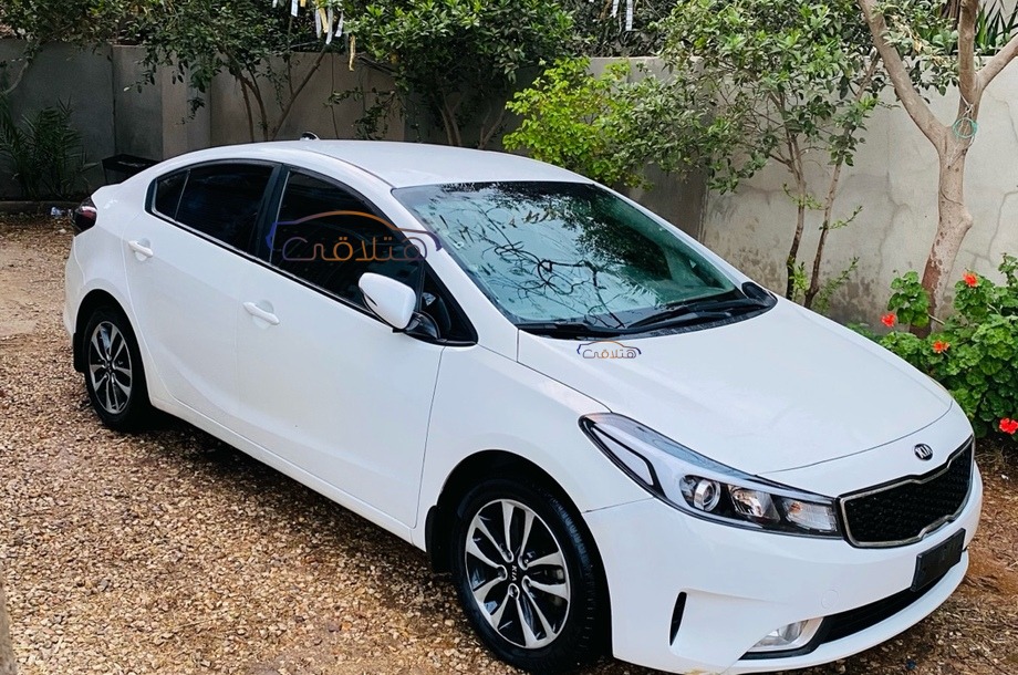 Cerato Kia أبيض