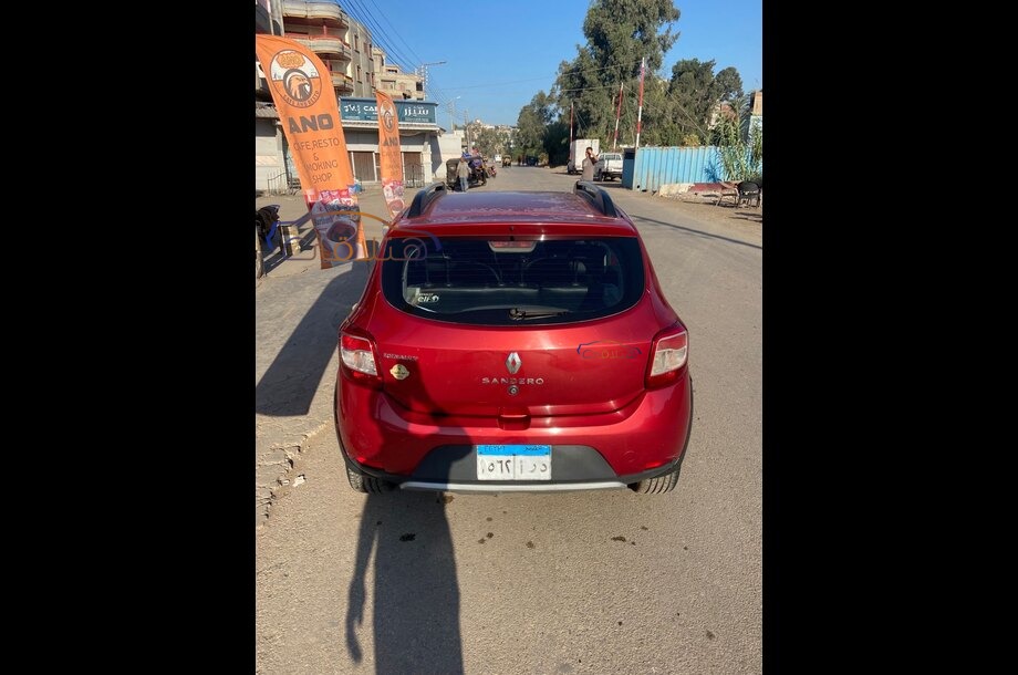 Sandero Step Way Renault احمر