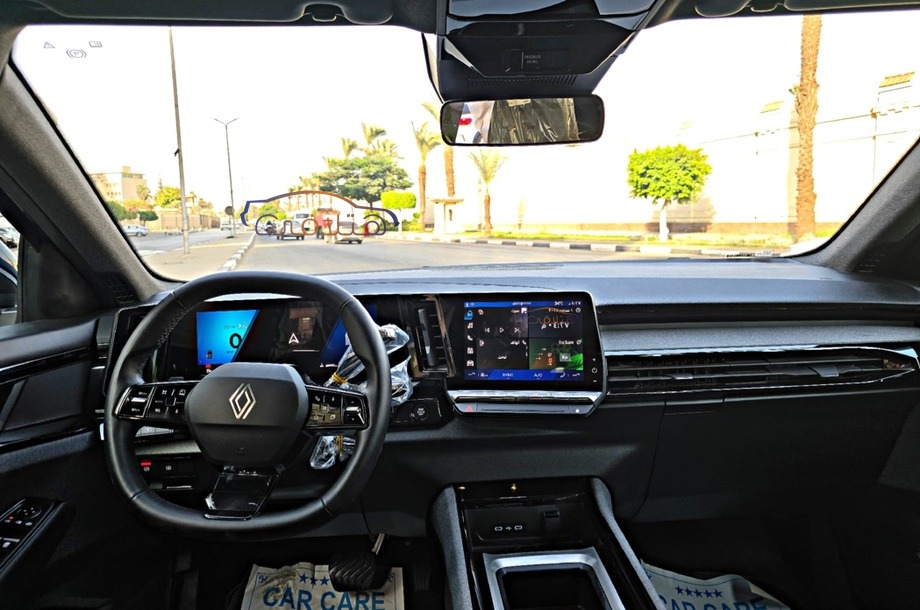 Austral Renault أزرق