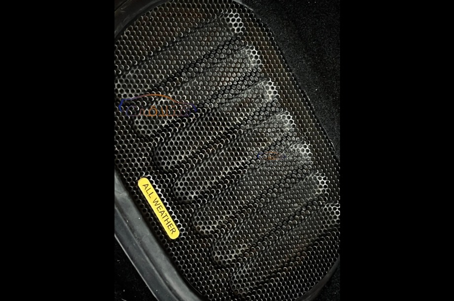 Wrangler Jeep أسود