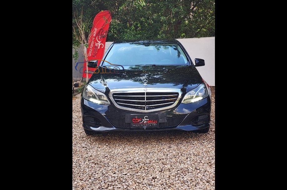 E 200 Mercedes Black