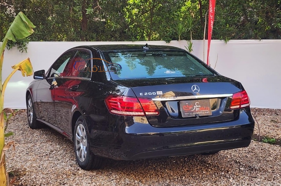 E 200 Mercedes Black