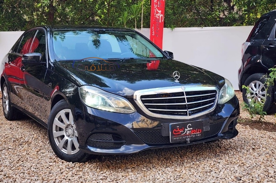 E 200 Mercedes Black