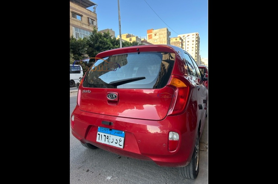 Picanto Kia احمر