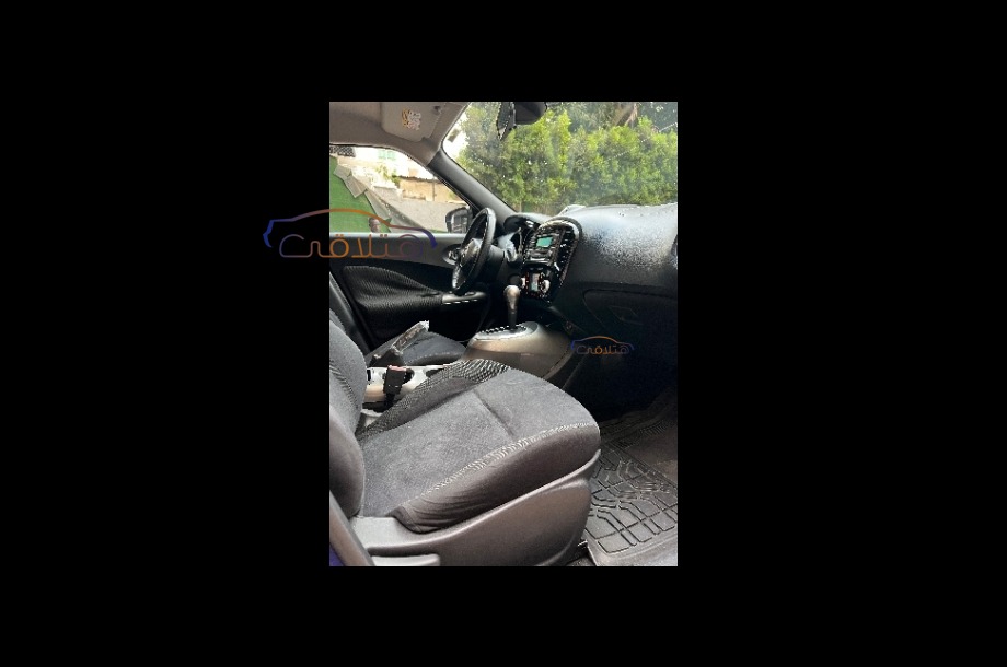 Juke Nissan أزرق