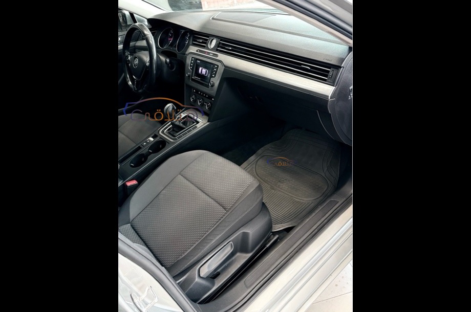 Passat Volkswagen Gray