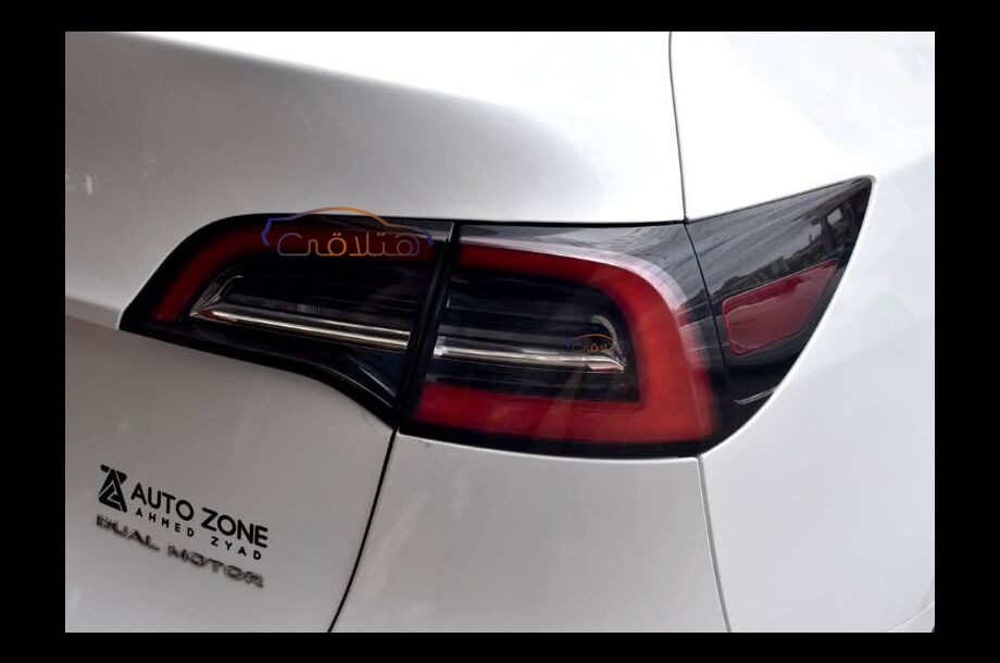 Model Y Tesla أبيض