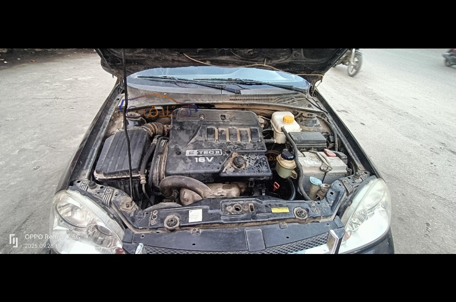 Optra Chevrolet أسود