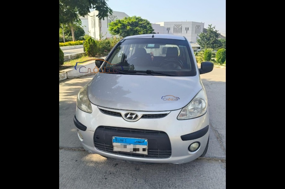 I10 Hyundai فضي
