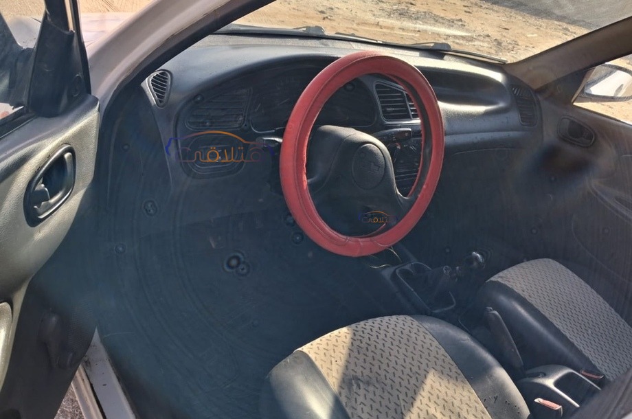 Lanos Chevrolet أبيض