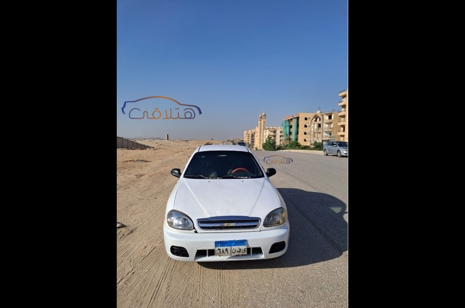 Lanos Chevrolet أبيض