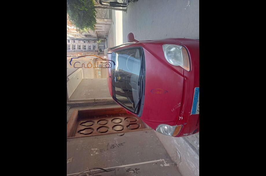 Spark Chevrolet احمر