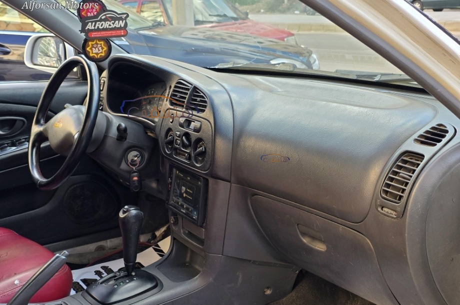 Lancer Crystala Mitsubishi White