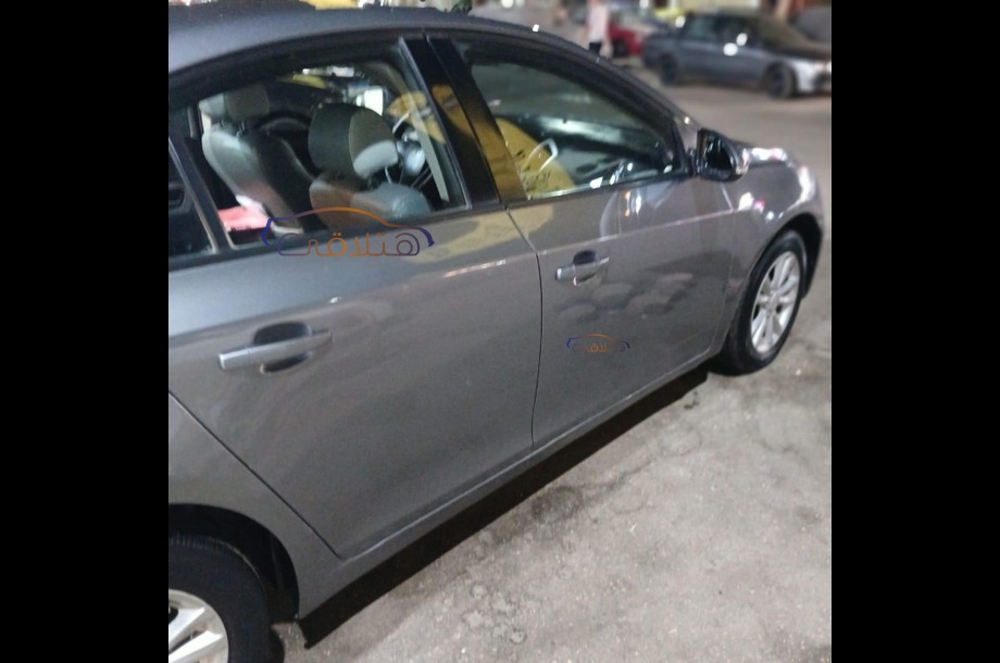 Cruze Chevrolet Silver