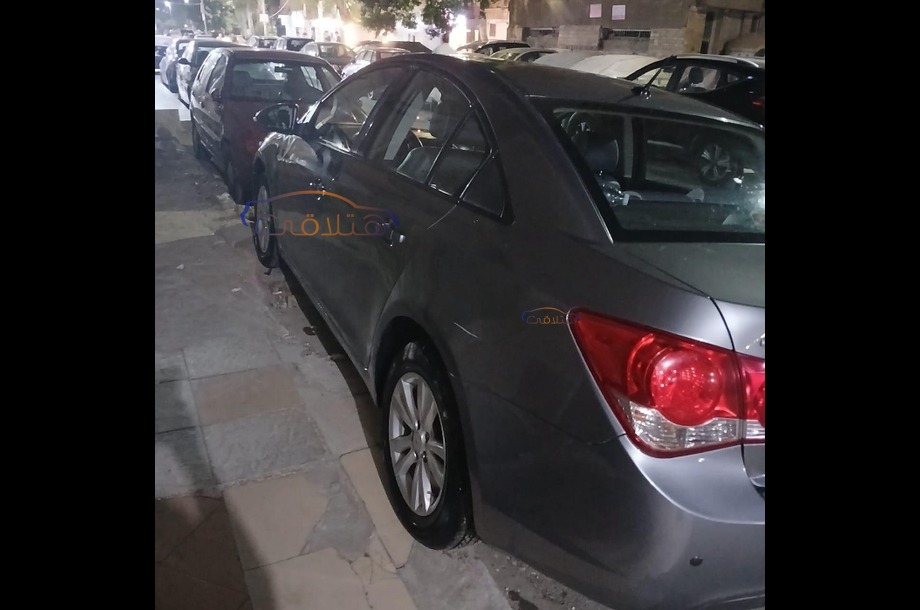 Cruze Chevrolet Silver