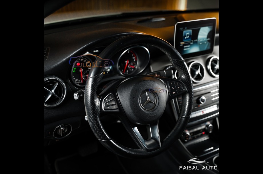 CLA 200 Mercedes White