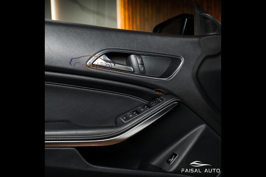 CLA 200 Mercedes White