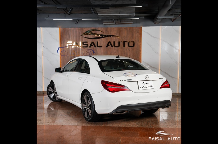 CLA 200 Mercedes White