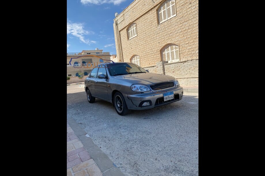 Lanos Chevrolet فيراني