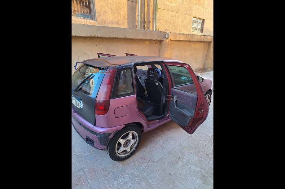Punto Fiat Purple
