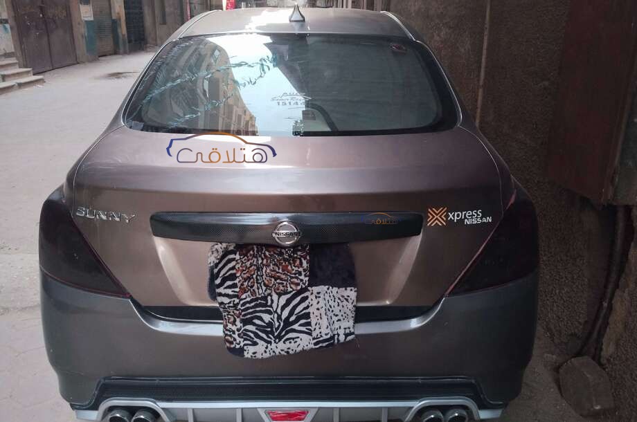 Sunny Nissan برونزي