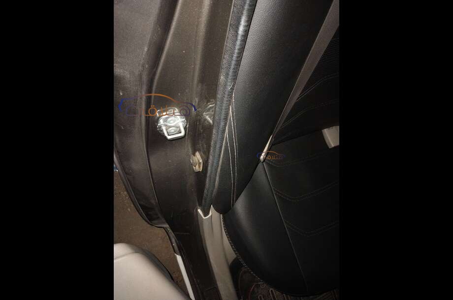 Sunny Nissan برونزي