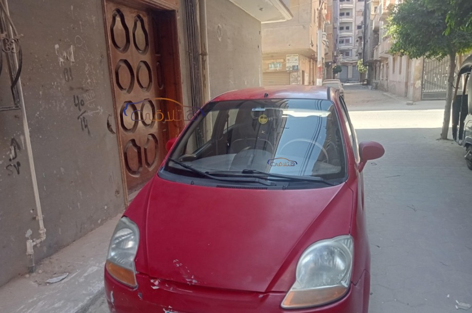 Spark Chevrolet احمر