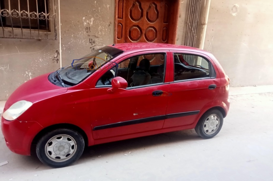 Spark Chevrolet احمر