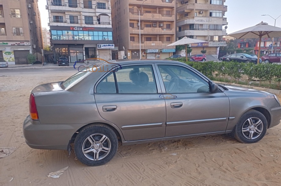 Verna Hyundai Silver
