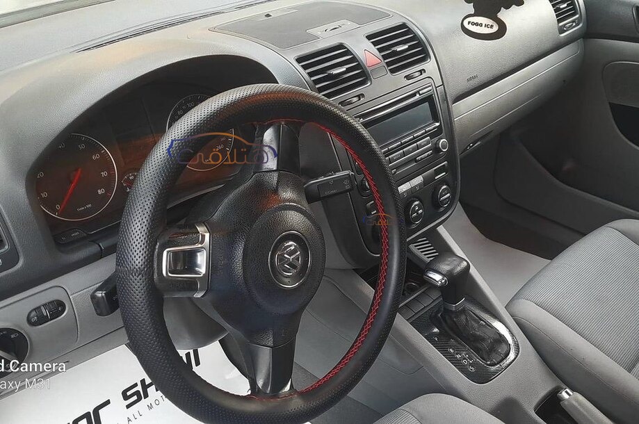 Golf 5 Volkswagen أسود