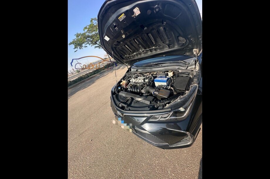 Corolla Toyota أسود