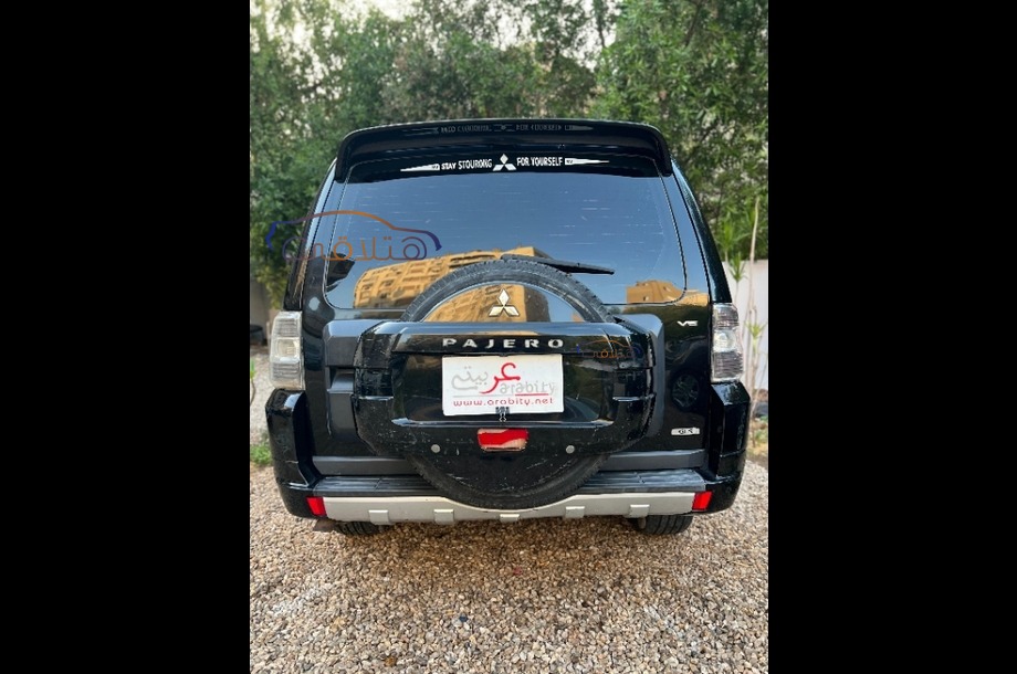 Pajero Mitsubishi Black