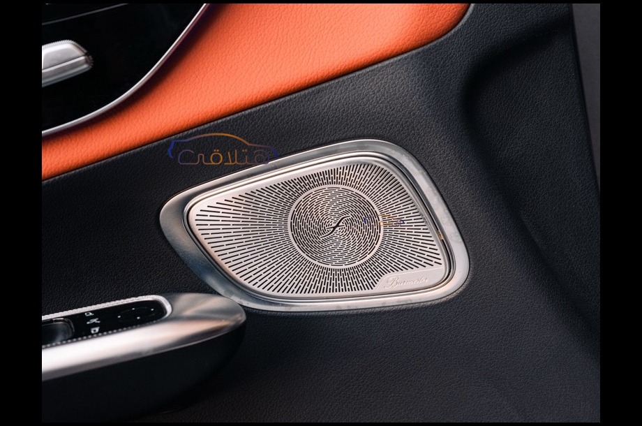 GLC 300 Mercedes ذهبي