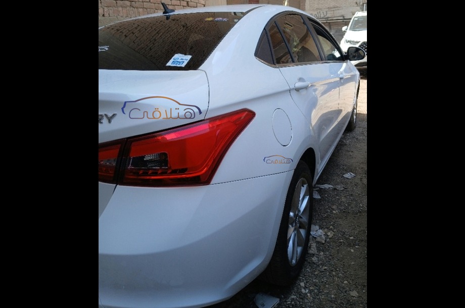 Arrizo 5 Chery أبيض