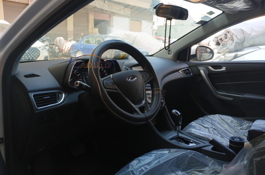 Arrizo 5 Chery أبيض