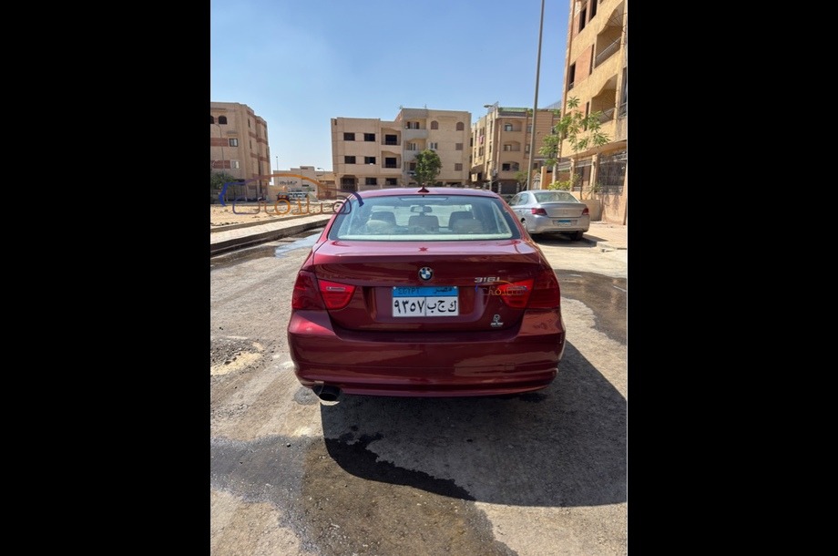 316 BMW Dark red