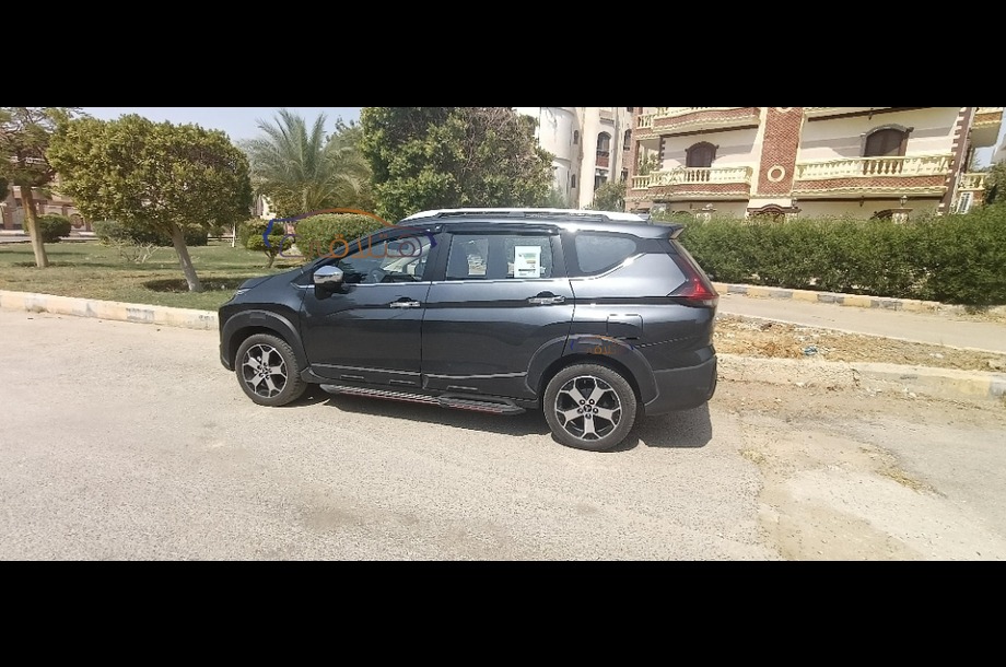 Xpander Cross Mitsubishi فيراني