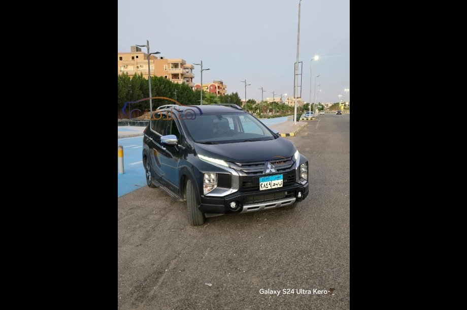 Xpander Cross Mitsubishi فيراني