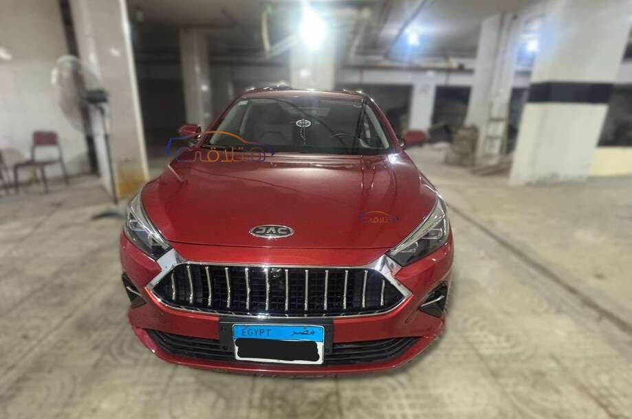 J7 Jac Red