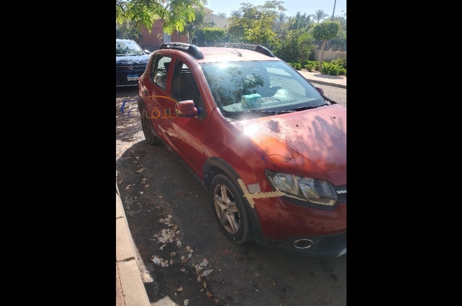 Sandero Step Way Renault احمر
